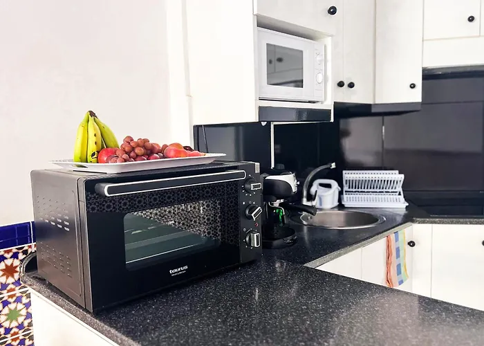 Carmen Beachfront Escape Lägenhet